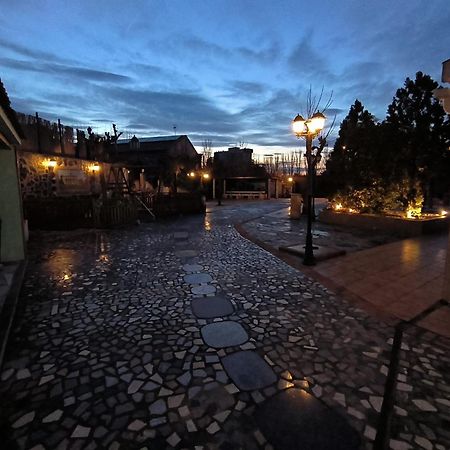 Apartamento En Zaragoza3 Zewnętrze zdjęcie